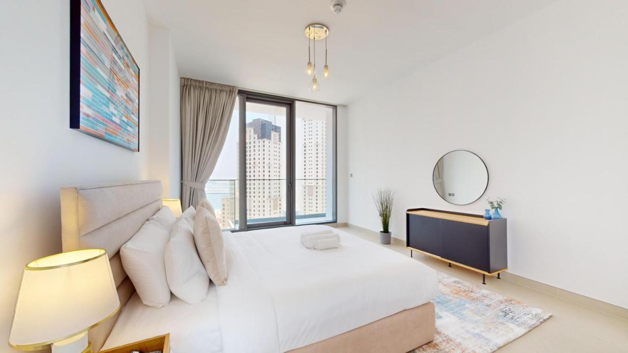 Liv Residences - Spacious Two Bedroom Dubai