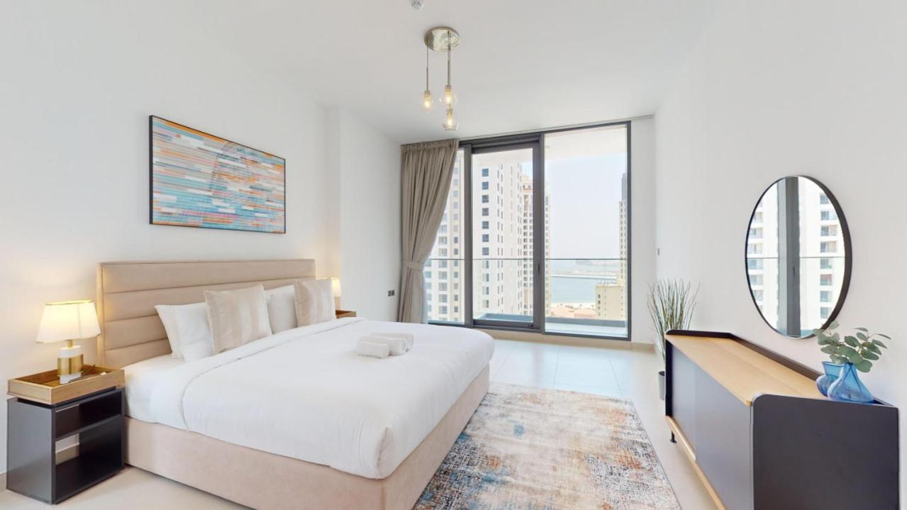 Liv Residences - Spacious Two Bedroom Apartment