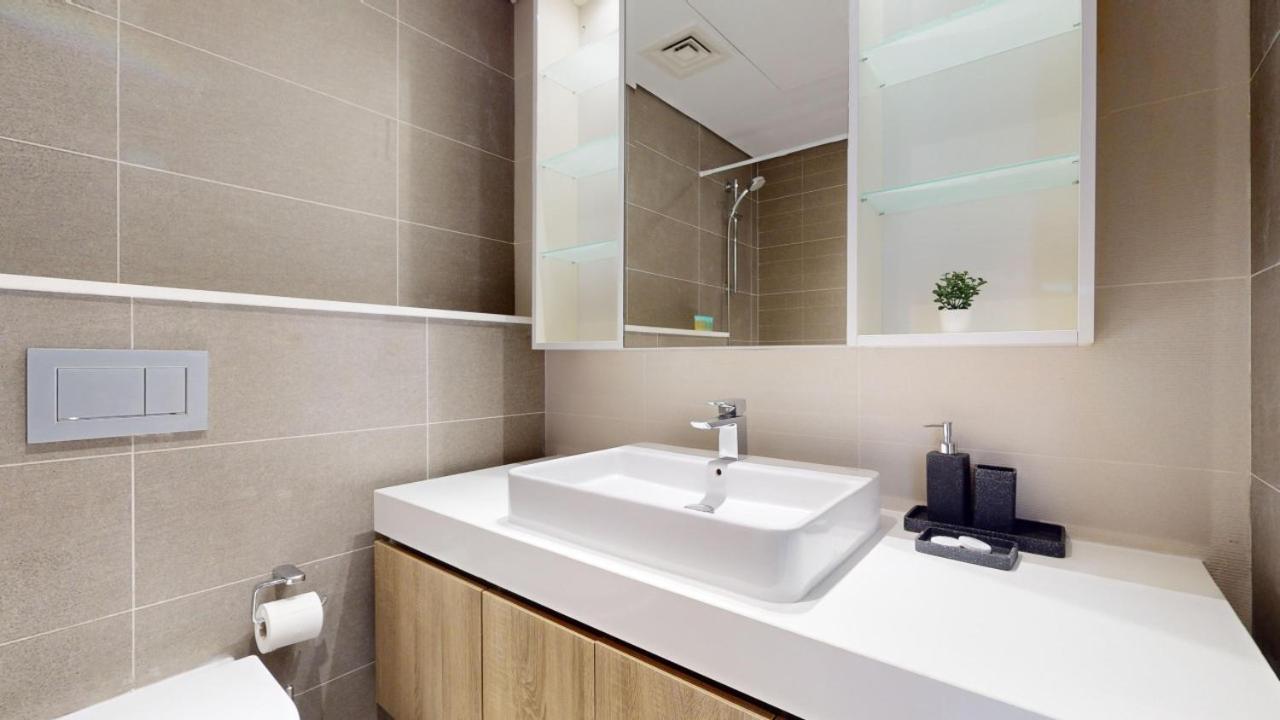 Liv Residences - Spacious Two Bedroom Apartment *